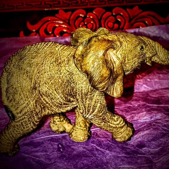 Very old vintage handcrafted elephant~trunks up! Good luck! - Picture 2 of 5